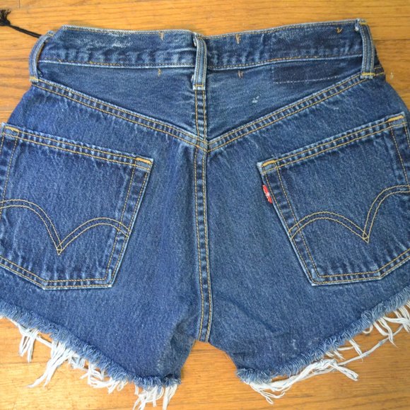 Two Toned Denim Shorts - Picture 3 of 4